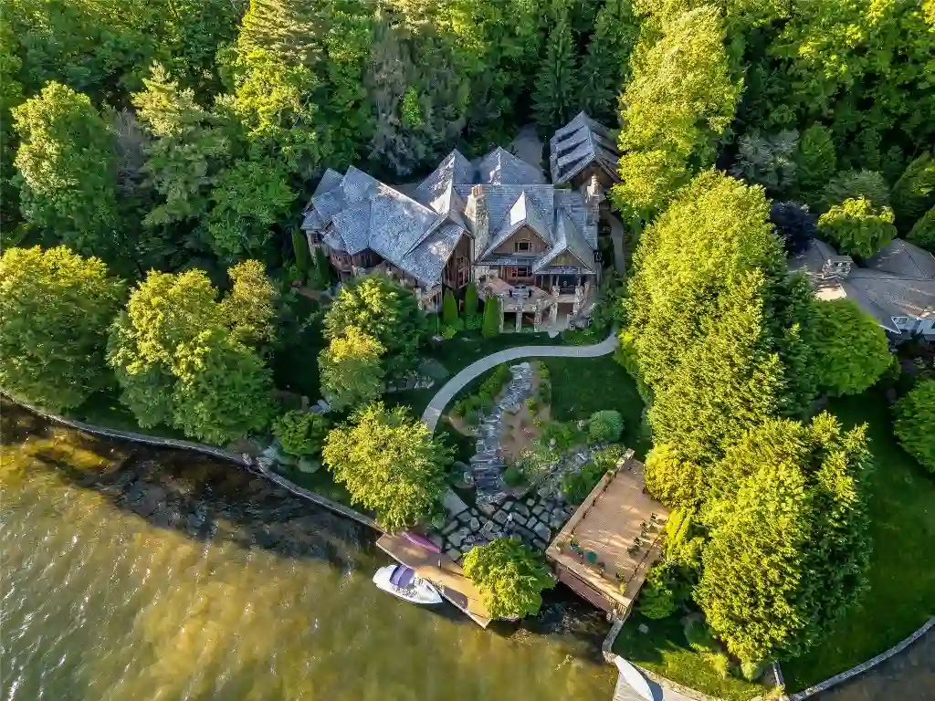 41 Chimney Point A Breathtaking Lake and Mountain Estate Redefining Serenity for 10.25 Million 3