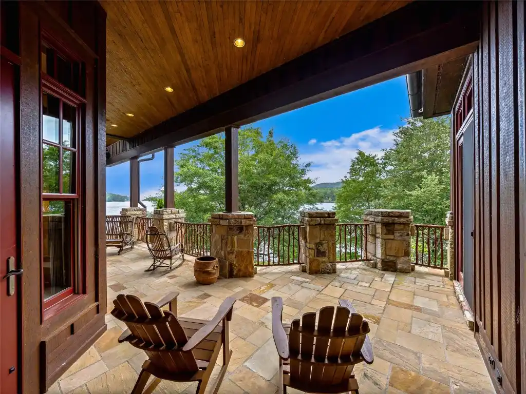 41 Chimney Point A Breathtaking Lake and Mountain Estate Redefining Serenity for 10.25 Million 7
