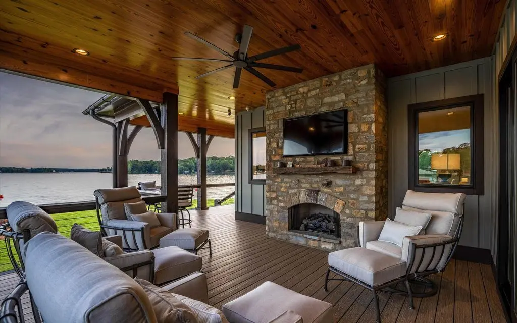 507 Hickory Hill Rd A Luxurious Waterfront Haven With 437 Feet of Shoreline for 4.128 Million 6