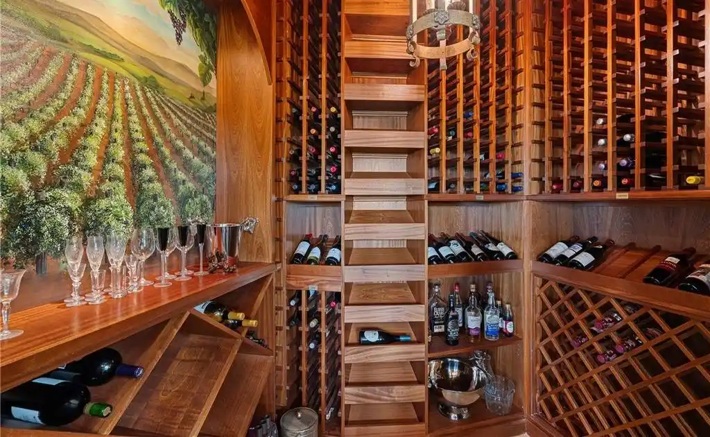539 Nightshade Road A Breathtaking 5.83 Million Estate Blending Rustic Elegance and Mountain Majesty in North Carolina 8