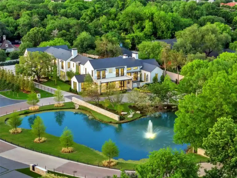 Iconic Texas Estate by Crescent Estates Custom Homes Merges Tradition with Modernity, Priced at $17,597,000