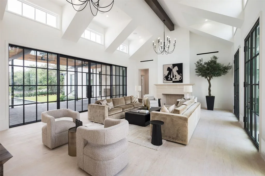 5531 Walnut Hill Ln Offers a Magnificent Blend of Legacy Architecture and Modern Luxury at 17 6