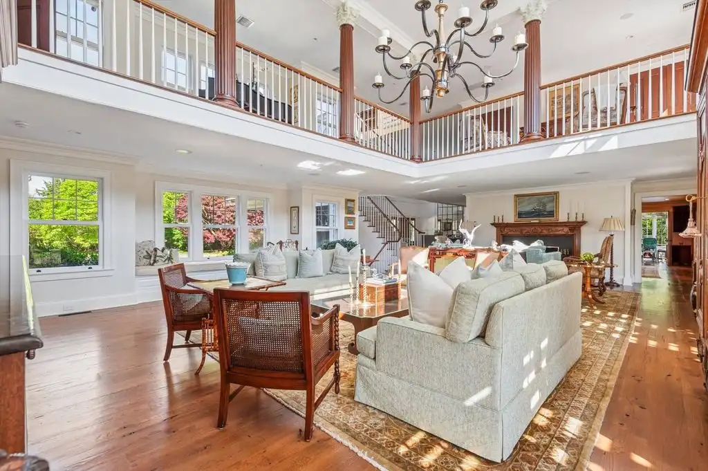 59 Boyesen Rd An Exquisite 24M Shingle Style Masterpiece by Architect John David Rose 8