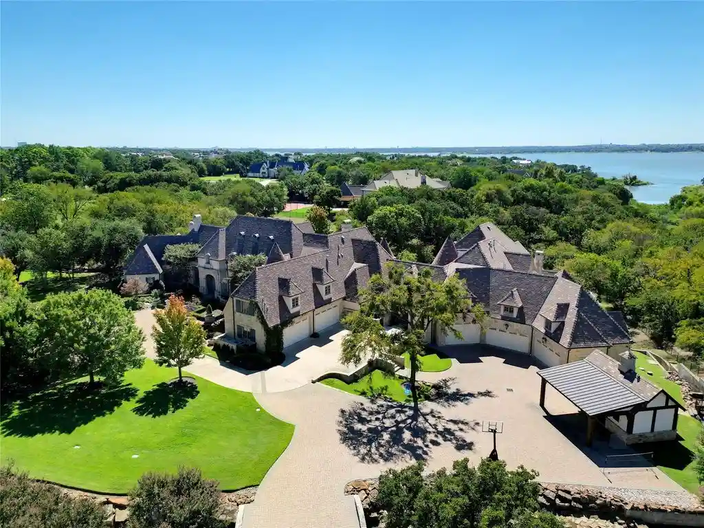 5905 Giverny A Breathtaking 12 Million Waterfront Estate in Prestigious Chateau Du Lac 17