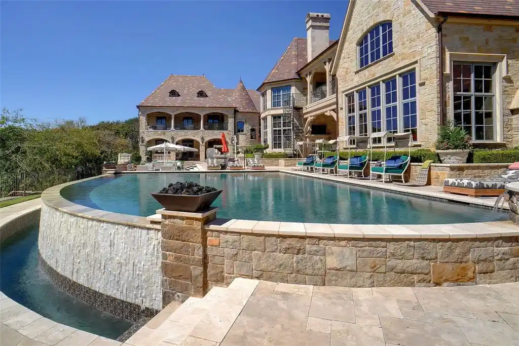 5905 Giverny A Breathtaking 12 Million Waterfront Estate in Prestigious Chateau Du Lac 4
