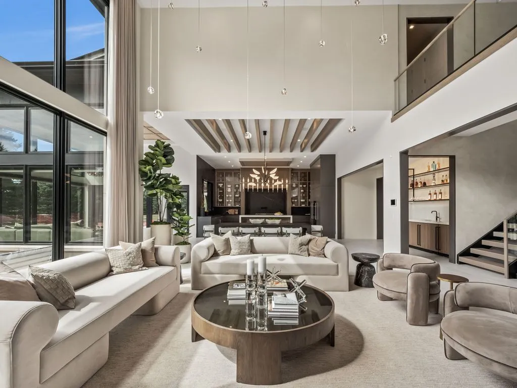 600 Chase Ln Offers 7.79M of Pure Luxury by Sapphire Homes in Michigan 4