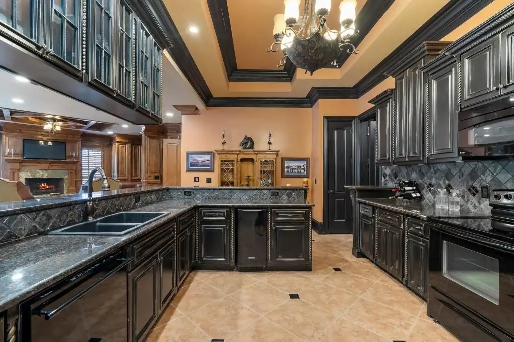 65 Ambrosia Walk A Magnificent 5.899M Georgia Estate of Timeless Architecture and Craftsmanship 10