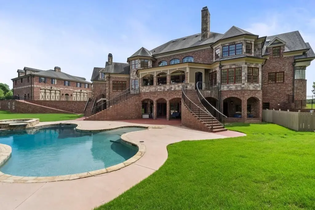 65 Ambrosia Walk A Magnificent 5.899M Georgia Estate of Timeless Architecture and Craftsmanship 12