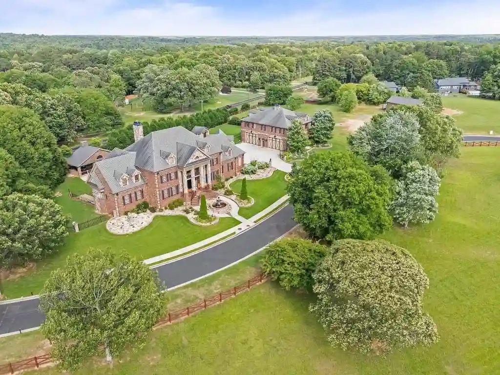 65 Ambrosia Walk A Magnificent 5.899M Georgia Estate of Timeless Architecture and Craftsmanship 14