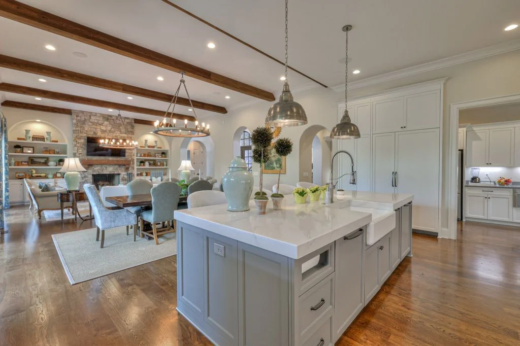 8119 Mountaintop Dr Stunning Tennessee Home with Premium Features for 3 9