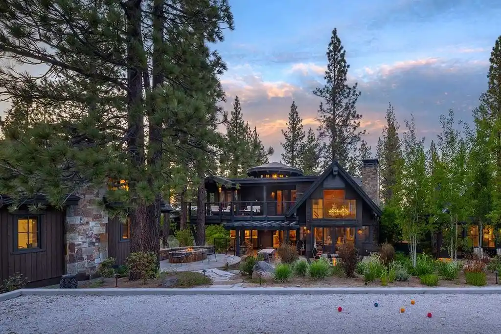 9719 Hunter House Dr Stunning California Home with 360 Degree Views of Forest and Mountains Listed for 8.395 Million 2