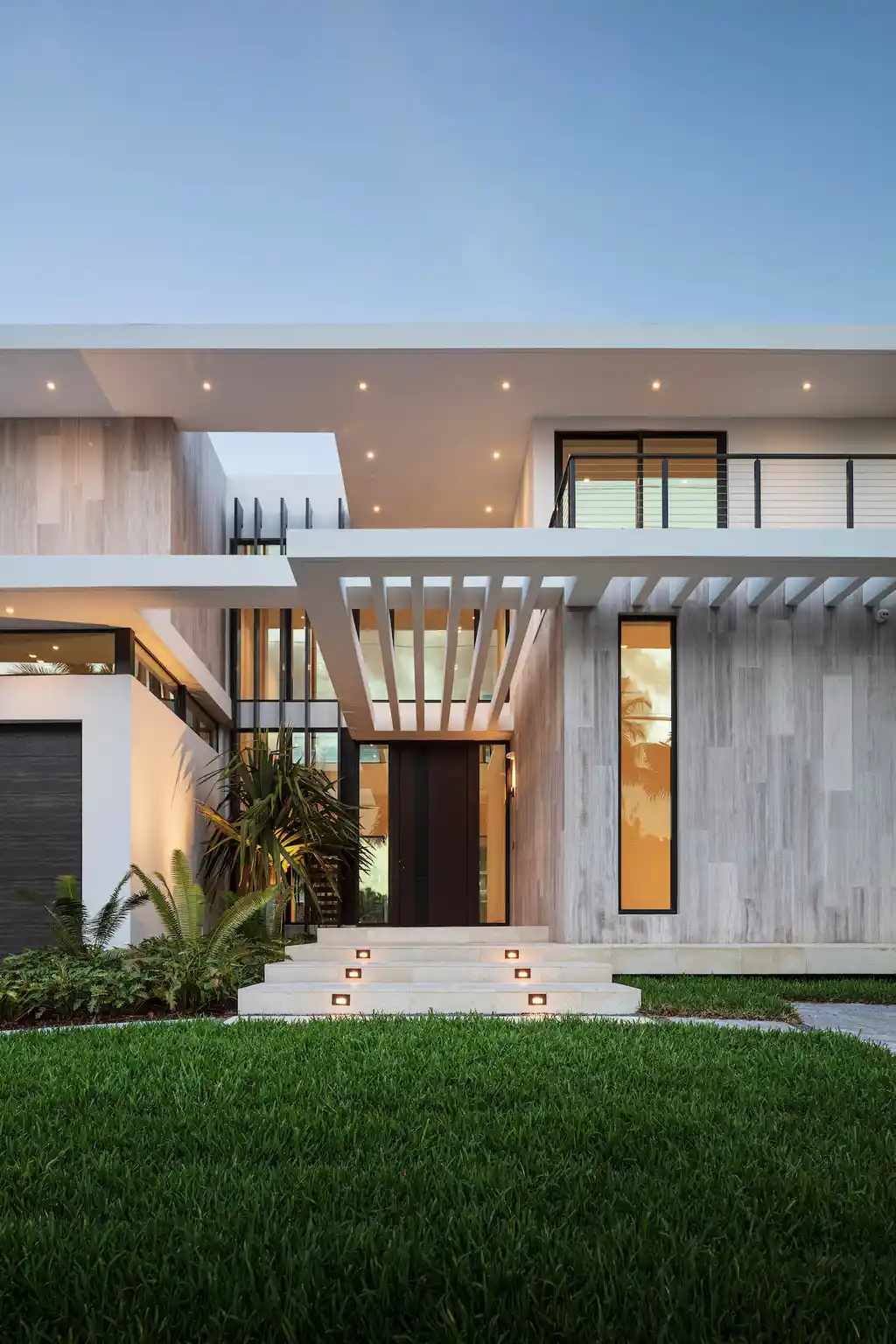 99 Residence in Bay Harbor by SDH Studio, A Tropical Modern Home Framing Water, Light, and Family Living