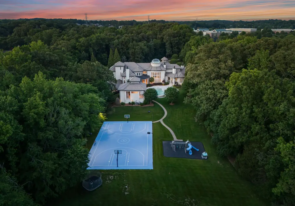 An Extraordinary 30 Acre Sanctuary at 2926 Crane Rd Lists for 14M in North Carolina 3
