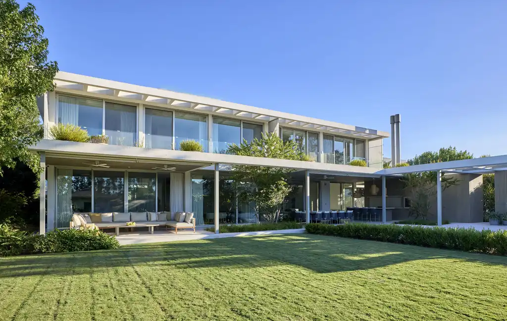 Casa Botanica by Melazza, A Timeless Organic Retreat in Buenos Aires