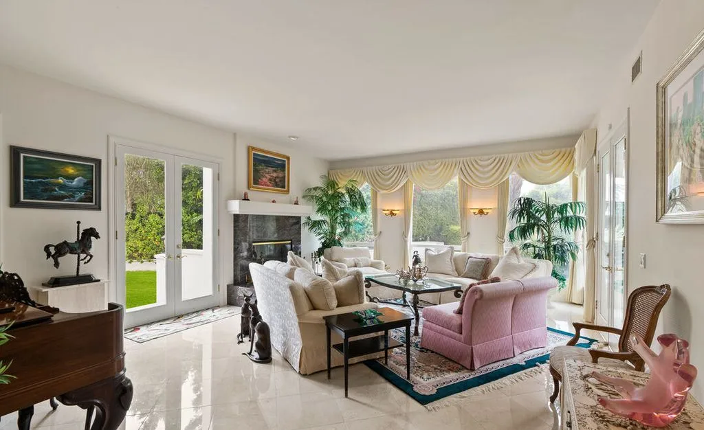 Exquisite Coastal Living at 6400 Kanan Dume Rd A 10.849M Private Estate of Unparalleled Elegance 12