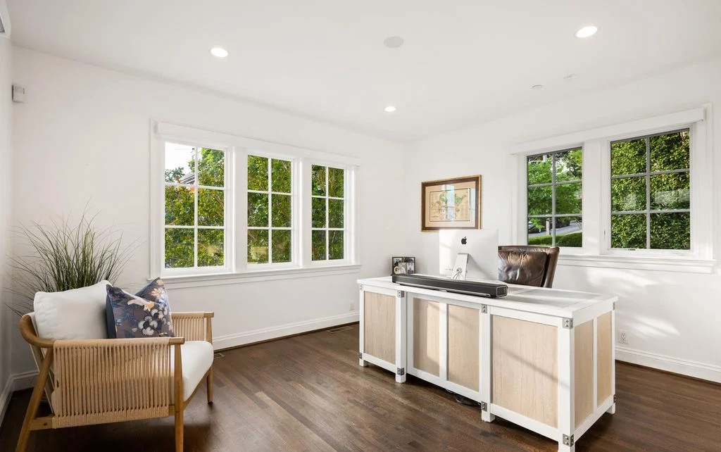 Extraordinary Opportunity at 17 Revell St — The Sole Gated Waterfront Home in Historic Annapolis for 12.75 Million 10