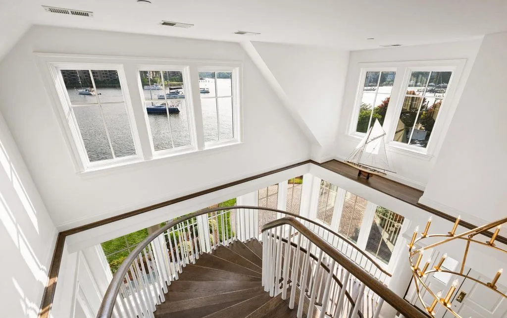 Extraordinary Opportunity at 17 Revell St — The Sole Gated Waterfront Home in Historic Annapolis for 12.75 Million 11