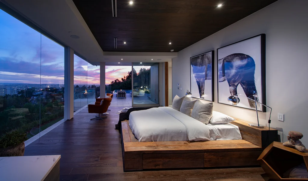 Los Tilos by Whipple Russell Architects, A Modern Hollywood Hills Home with Jetliner Views and Terraced Serenity