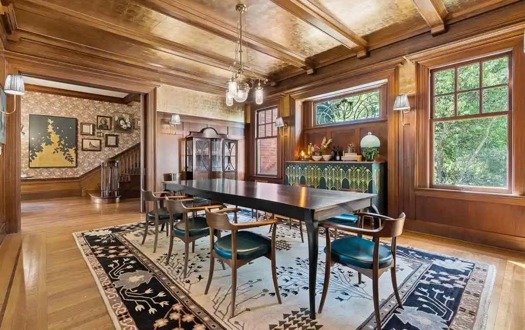 Luxury Reimagined 3360 SE Ankeny St Combines Historic Beauty and Modern Comfort 6