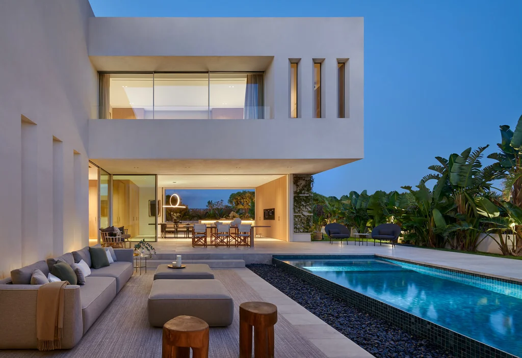 MB House by OLARQ and NEGRE Studio A Private Modern Oasis in Palma de Mallorca 8