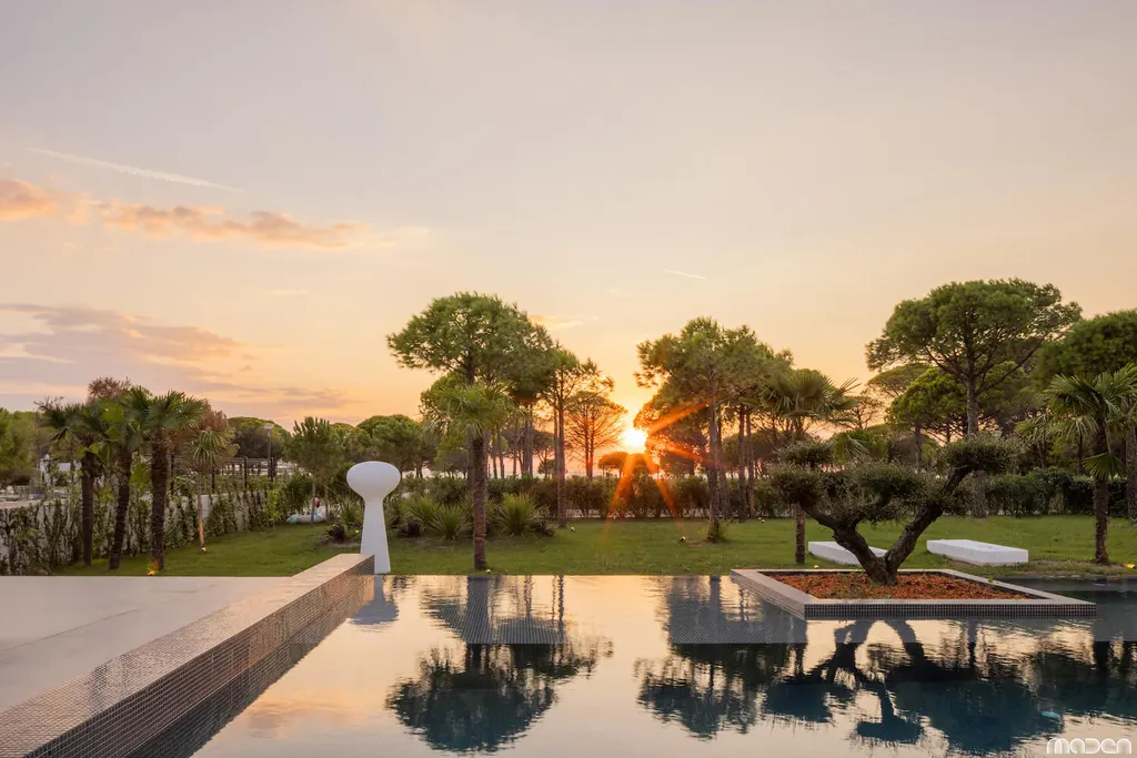San Pietro Villa by Maden Group, A Tranquil Dialogue Between Nature and Architecture in Albania