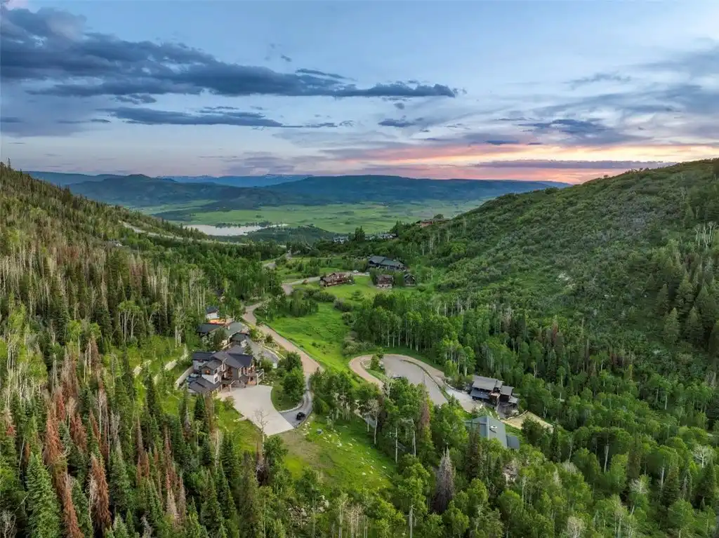 Spectacular Mountain Retreat at 33750 Sky Valley Dr Lists for 8.95 Million in Colorado 4