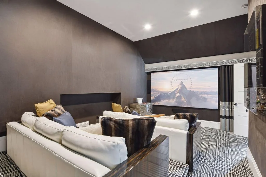 Stunning 20100 Lakeview Ave Residence with Private Beach and Expansive Lakeshore Asking 12.5 Million 14