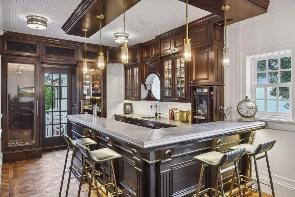 Stunning 20100 Lakeview Ave Residence with Private Beach and Expansive Lakeshore Asking 12.5 Million 15
