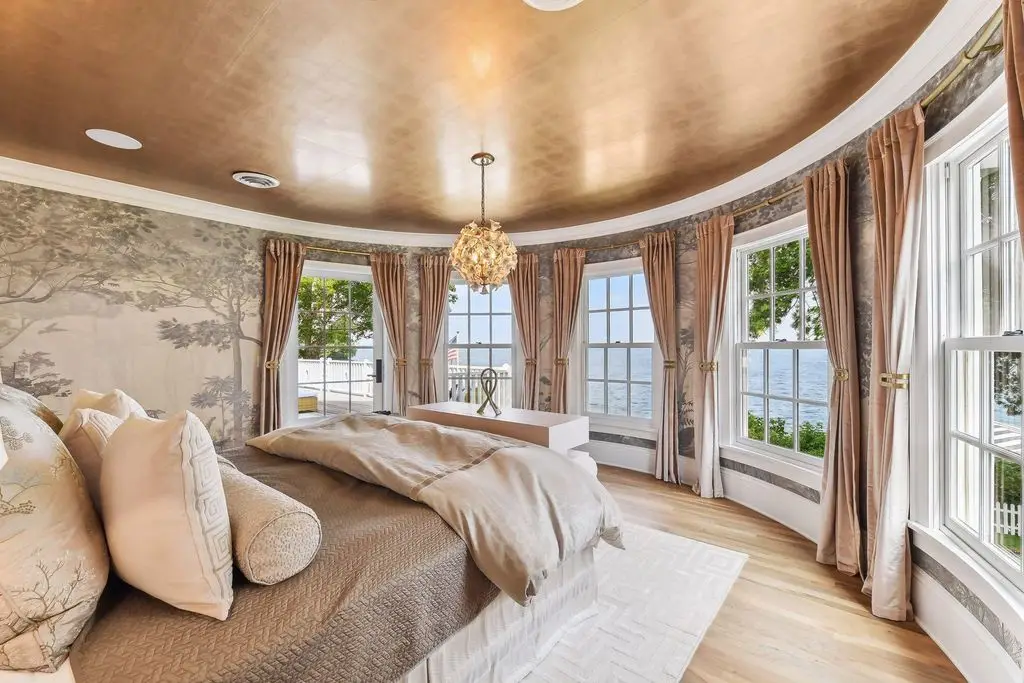 Stunning 20100 Lakeview Ave Residence with Private Beach and Expansive Lakeshore Asking 12.5 Million 9