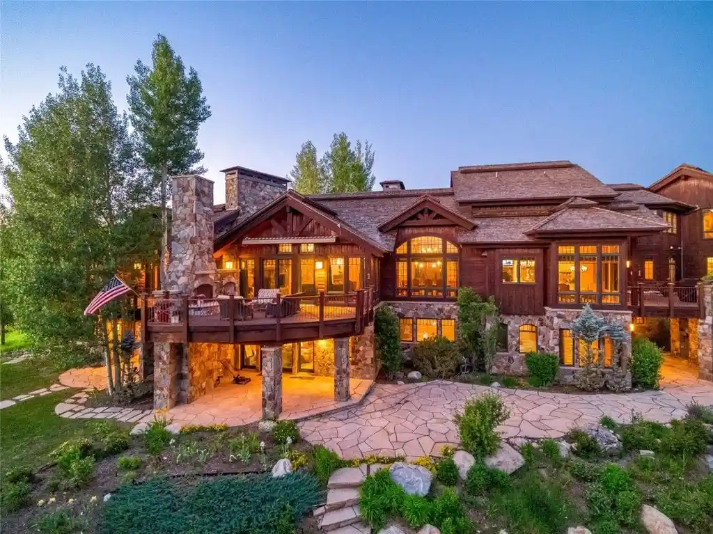 Stunning Custom Residence at 33800 Catamount Dr Offers Unrivaled South Valley Views for 10 3
