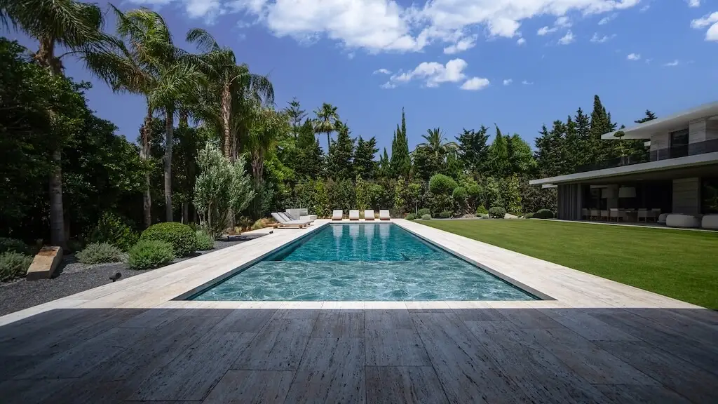 Tierra House by ARK Architects, A Tranquil Masterpiece of Mediterranean Minimalism in Sotogrande, Spain