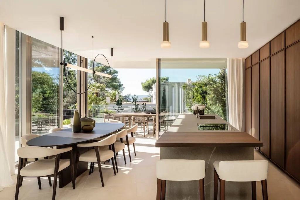 VQR 18003 – SANELL by Palomino Arquitectos Liquid Architecture and Curved Harmony in Bendinat Spain 7