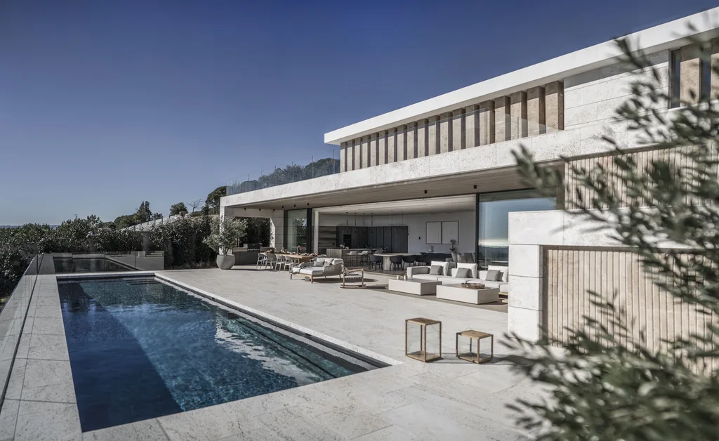 Villa BLUE by ARK Architects, A Sculptural Sanctuary with Infinite Mediterranean Views