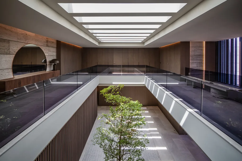 Villa TIERRA by ARK Architects, A Sculpted Dialogue Between Earth, Light, and Silence