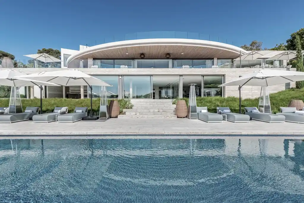 Villa Vela by ARK Architects A Contemporary Masterpiece with Sea Views in Sotogrande Spain 6