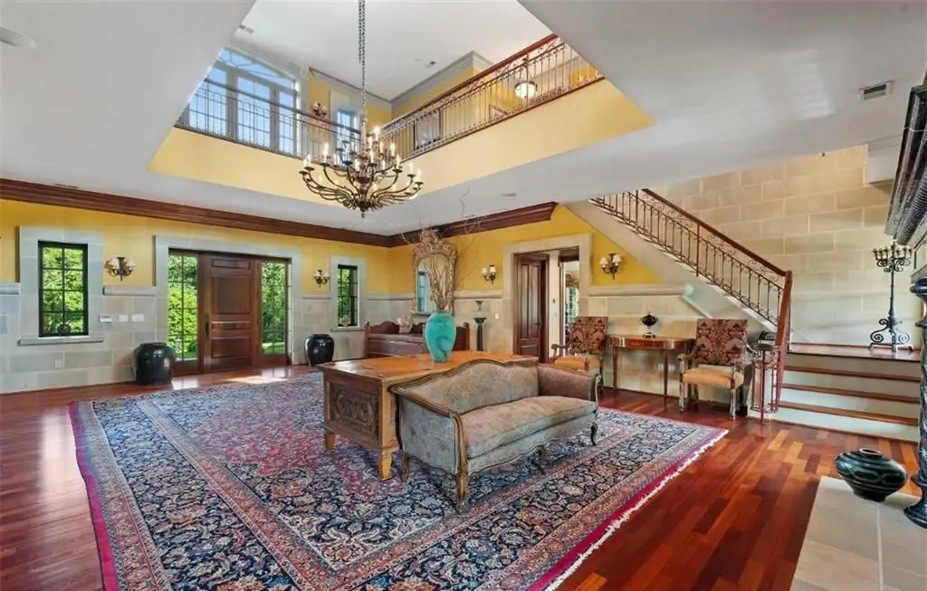1067 E Kent Rd A Rare Gated Estate Offering 7.22 Acres of Refined Luxury in Buena Vista 5