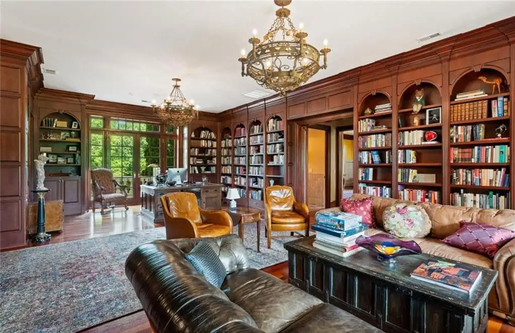 1067 E Kent Rd A Rare Gated Estate Offering 7.22 Acres of Refined Luxury in Buena Vista 8
