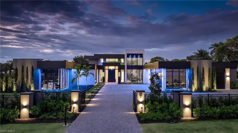 $13.3 Million Modern Masterpiece in Naples Blends Smart Living With Impeccable Design and Resort-Style Outdoor Retreat