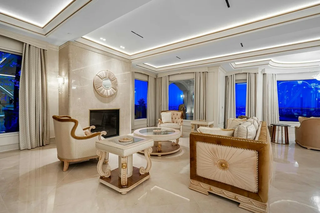1121 Crestline Rd Unveils a Spectacular Legacy Estate in West Vancouver Priced at C38.8 Million 8