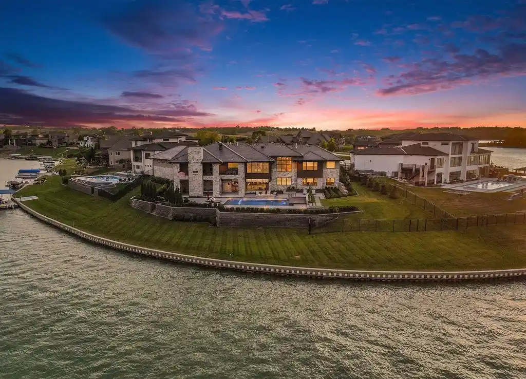 12149 N 177th Cir A Spectacular Executive Lakefront Home on Bennington Lake — Listed at 2495000 3