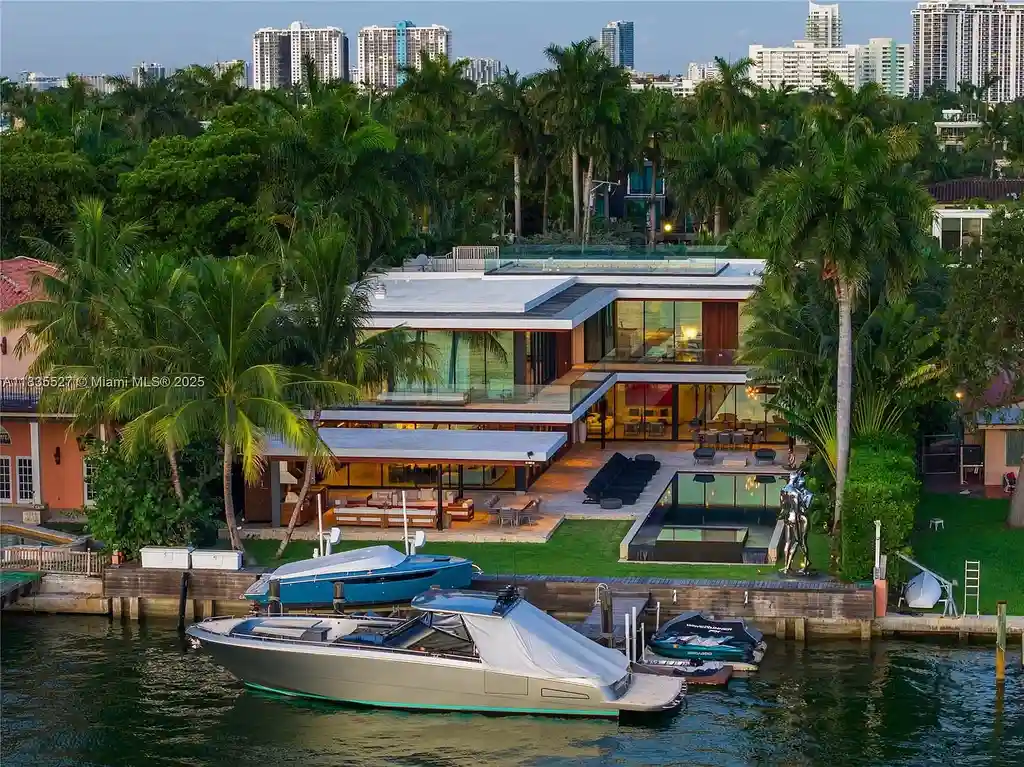 126 W San Marino Dr Asking 38M Spectacular Waterfront Home With Rooftop Dock and Skyline Views 1