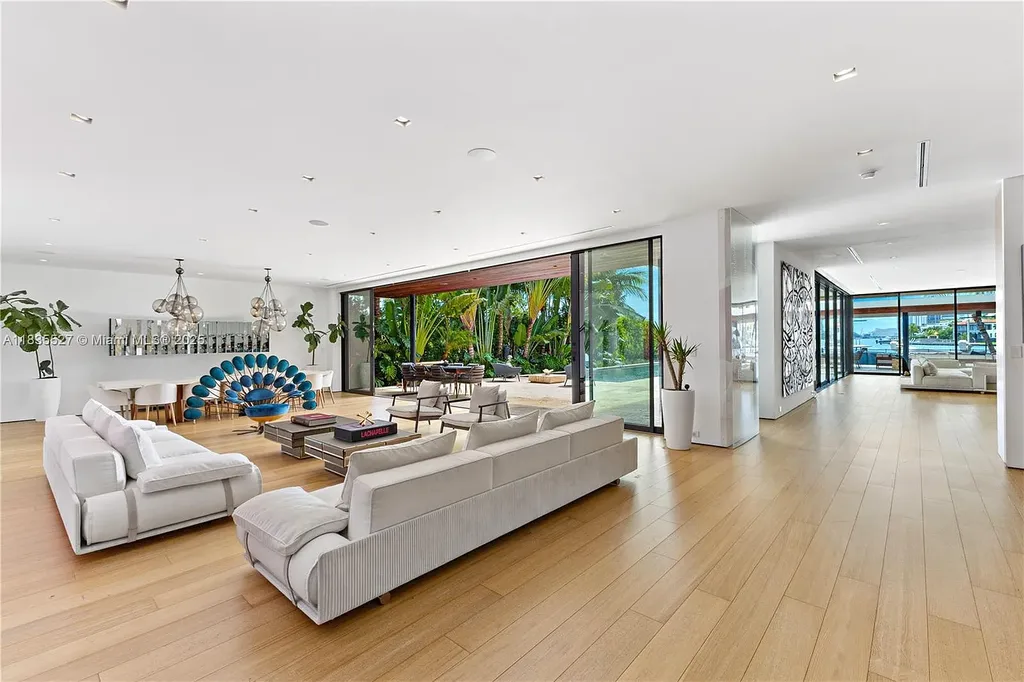 126 W San Marino Dr Asking 38M Spectacular Waterfront Home With Rooftop Dock and Skyline Views 9