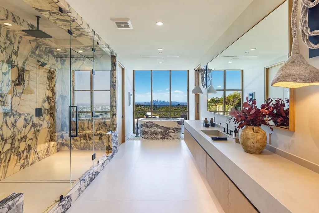 1414 Donhill Drive by Whipple Russell Architects A Sculptural Hillside Retreat in Beverly Hills 1 1
