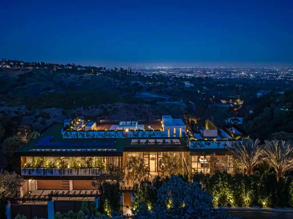 1414 Donhill Drive by Whipple Russell Architects, A Sculptural Hillside Retreat in Beverly Hills