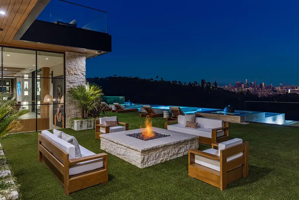 1414 Donhill Drive by Whipple Russell Architects A Sculptural Hillside Retreat in Beverly Hills 9