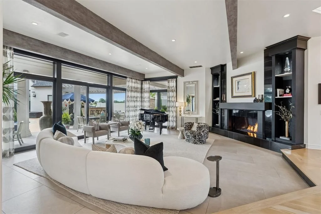 18909 Saddle River Dr Delivers Breathtaking Resort Living on a Peaceful Oklahoma Lake for 2 11