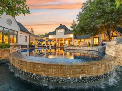 18909 Saddle River Dr Delivers Breathtaking Resort Living on a Peaceful Oklahoma Lake for 2 2