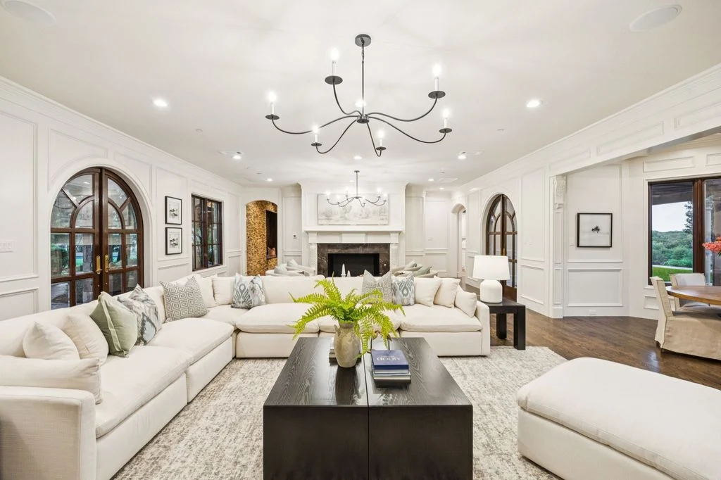 1900 Shady Oaks Dr Is an Exceptional 7.8M Spanish Estate Offering Resort Style Living in the Heart of Texas 11