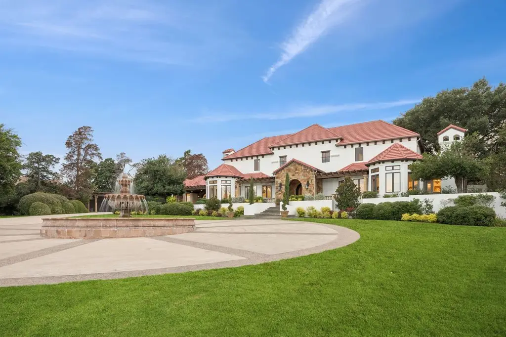 1900 Shady Oaks Dr Is an Exceptional 7.8M Spanish Estate Offering Resort Style Living in the Heart of Texas 2