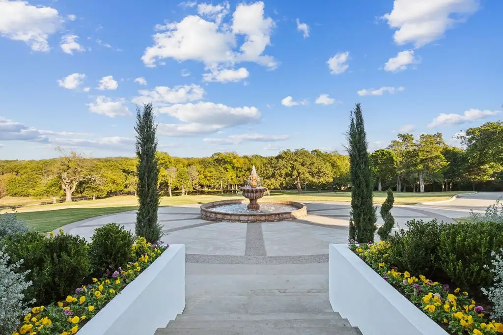 1900 Shady Oaks Dr Is an Exceptional 7.8M Spanish Estate Offering Resort Style Living in the Heart of Texas 4